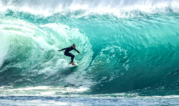 Surf : comment devenir le roi de la glisse ?